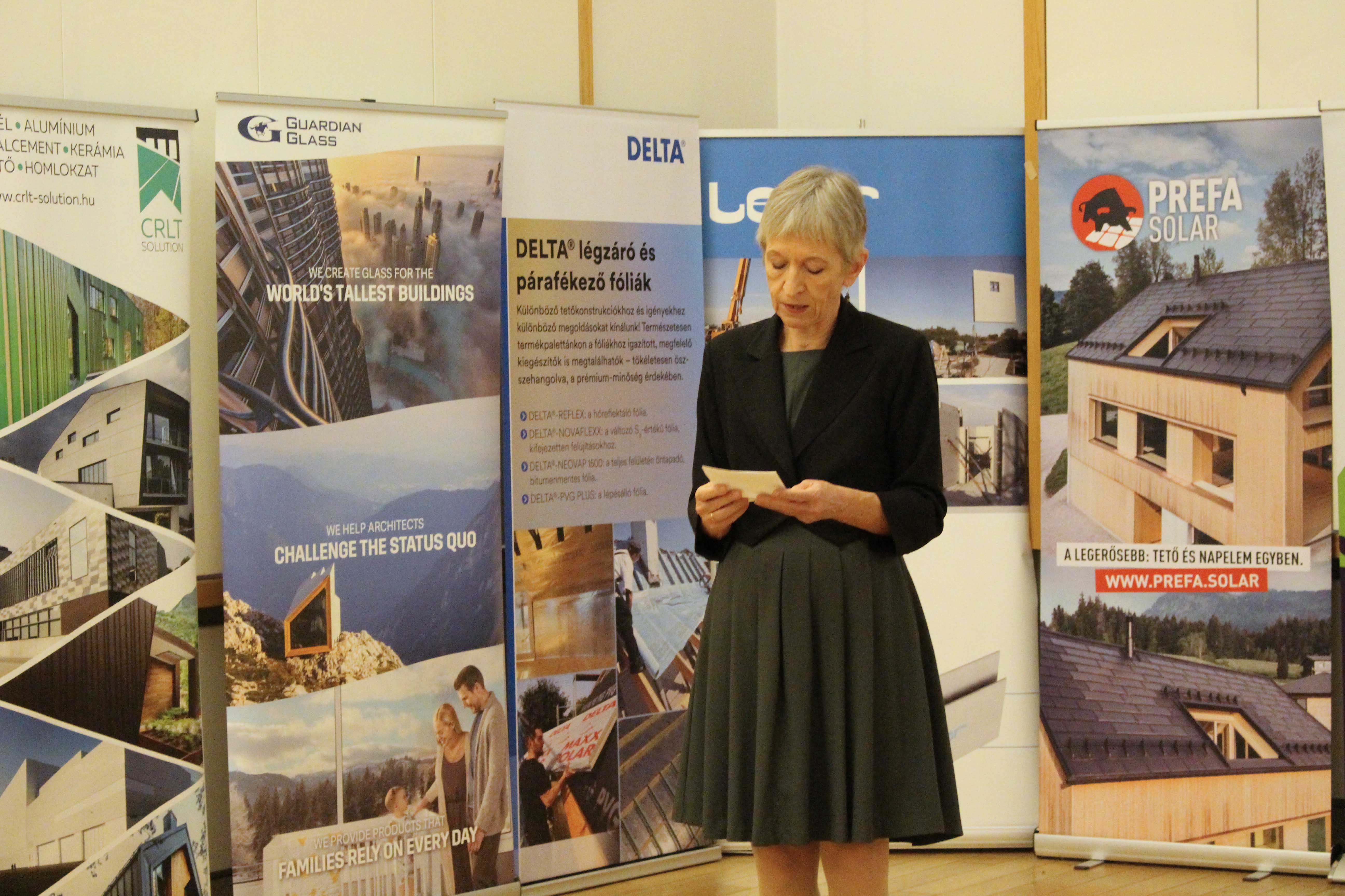 Beleznay Éva a zsűri tagja